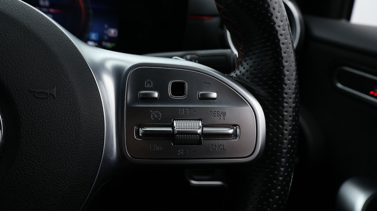 Used Mercedes-Benz A-Class 2021 for sale - 77435568: Photo 26