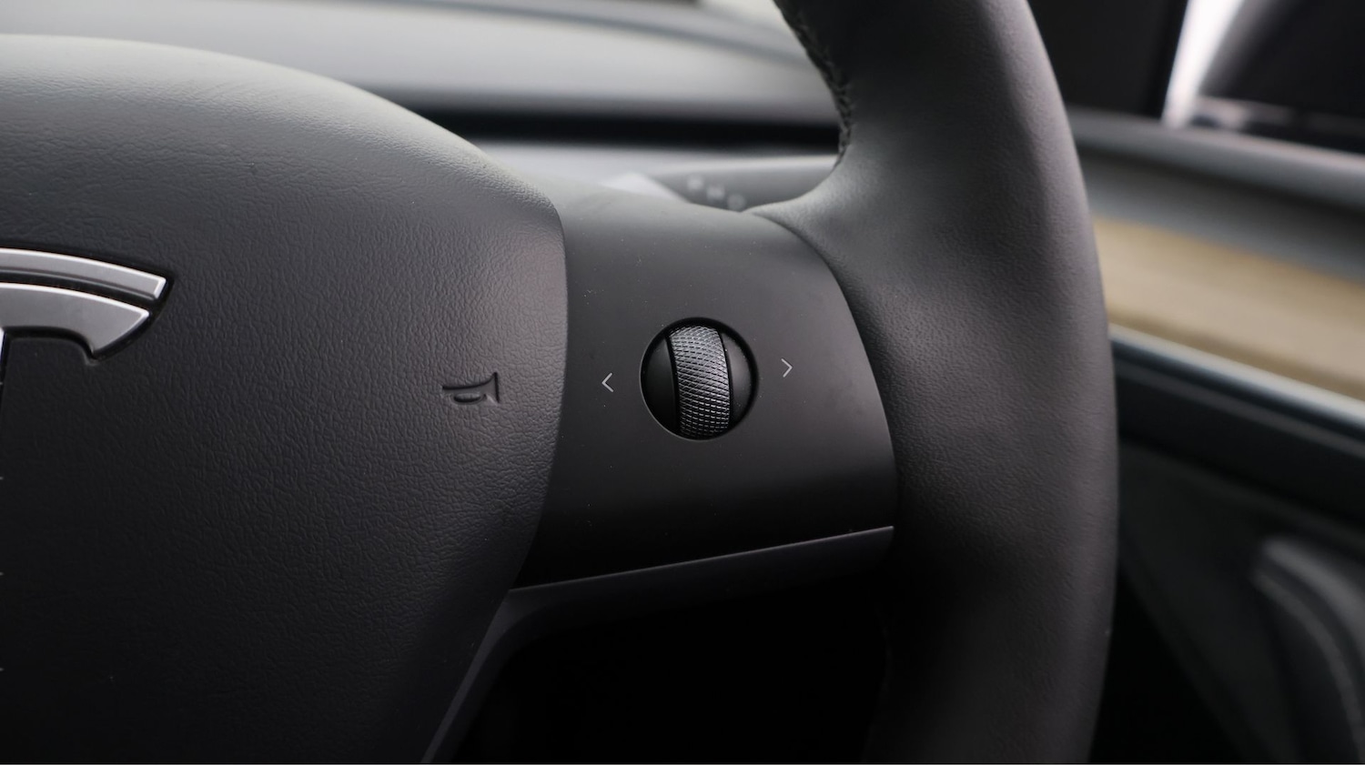 Used Tesla Model Y 2023 for sale - 77591534: Photo 22