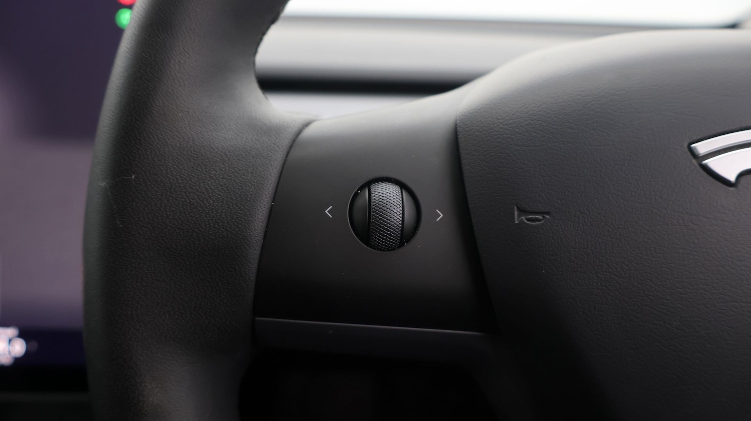 Used Tesla Model Y 2023 for sale - 77591534: Photo 26