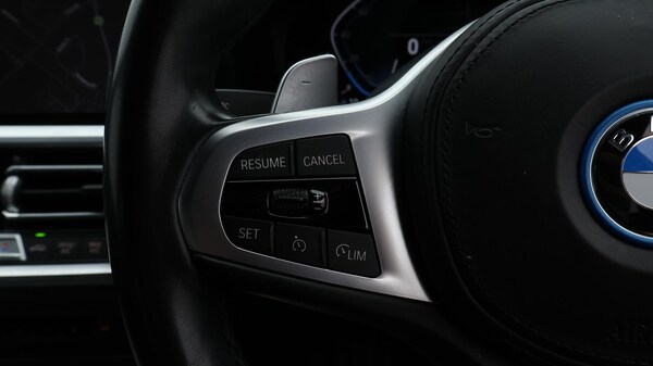Used BMW 3 Series 2022 for sale - 75697392: Photo 25
