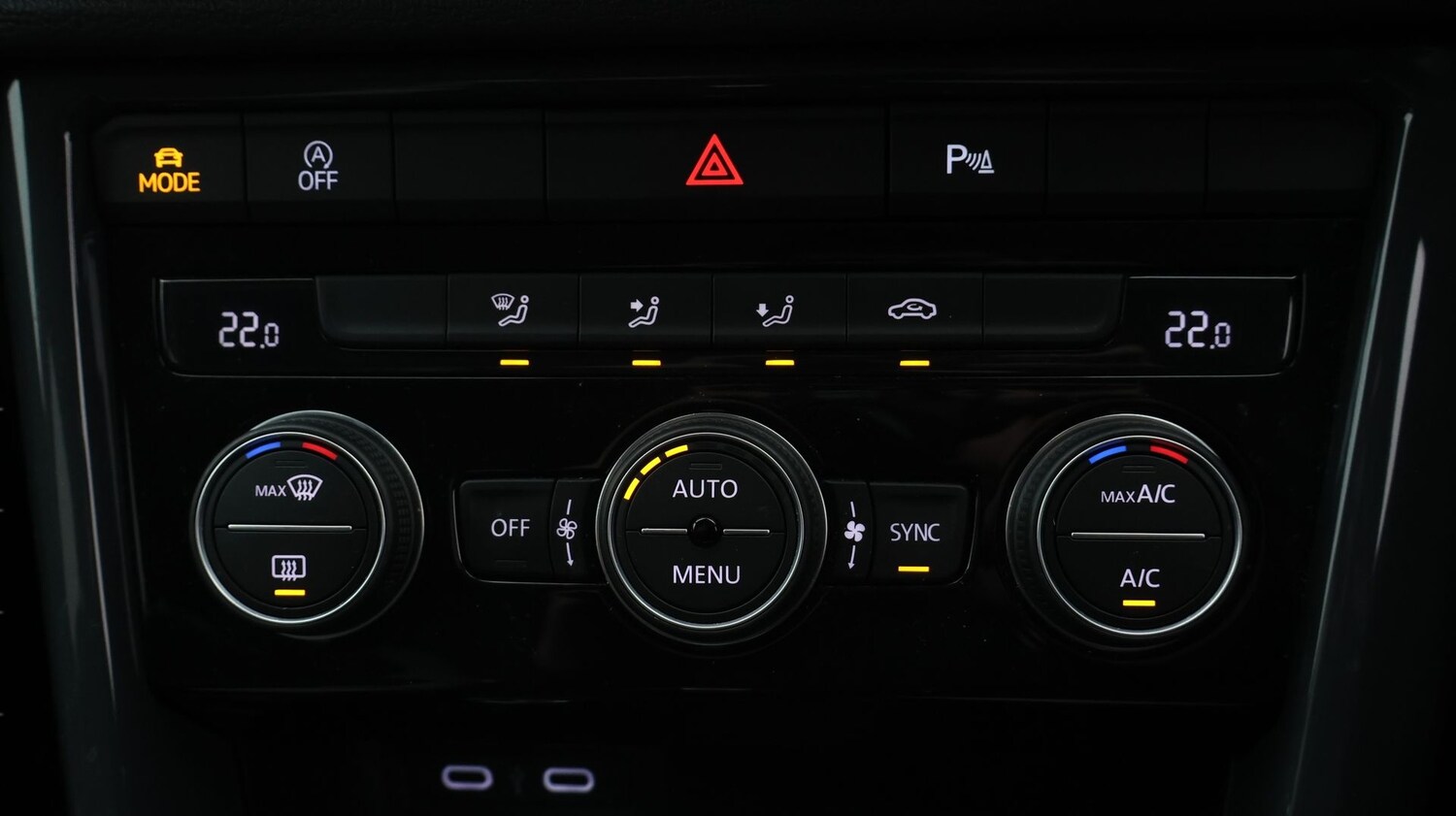 Used Volkswagen T-Roc 2020 for sale - 77617605: Photo 12