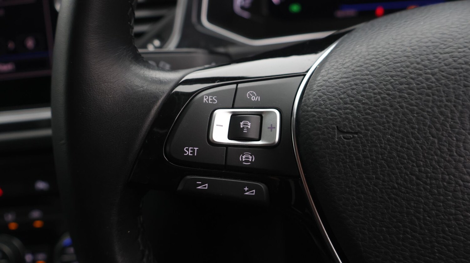 Used Volkswagen T-Roc 2020 for sale - 77617605: Photo 24