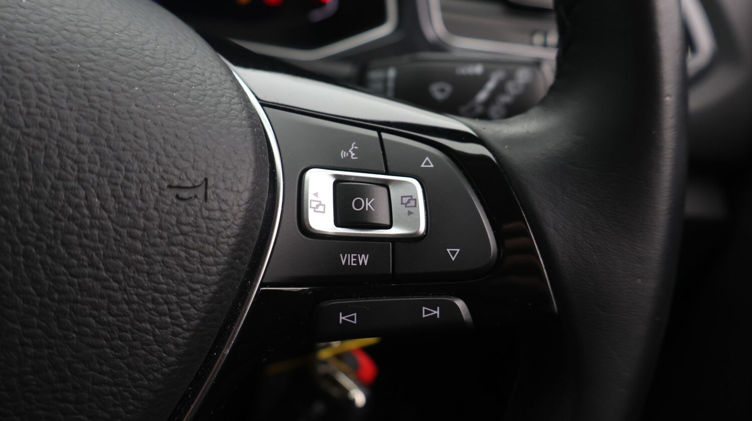 Used Volkswagen T-Roc 2020 for sale - 77617605: Photo 26