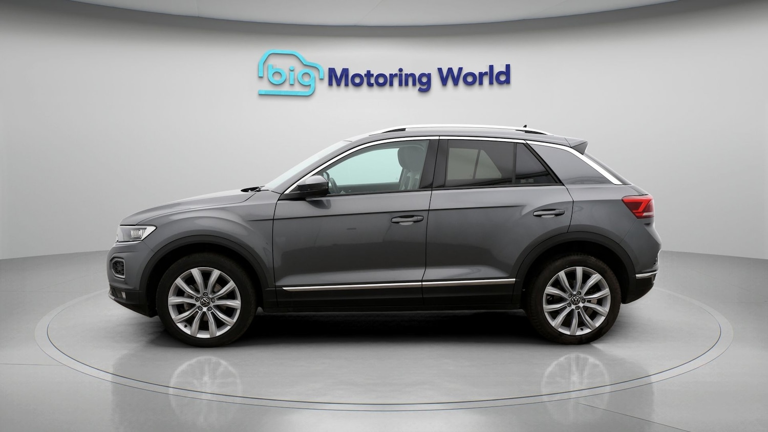 Used Volkswagen T-Roc 2020 for sale - 77617605: Photo 4