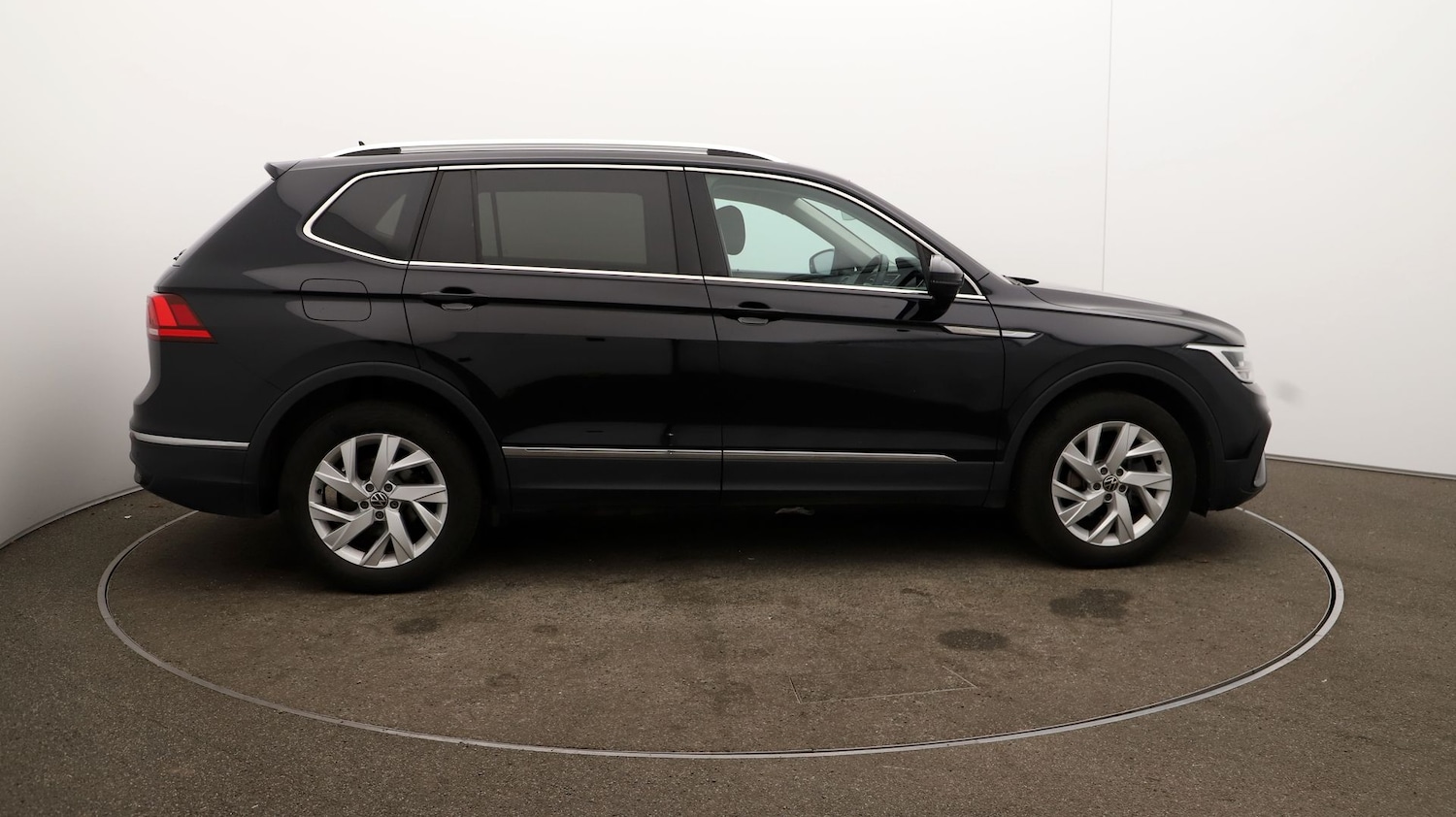 Used Volkswagen Tiguan Allspace for sale - 76810195: Photo 45