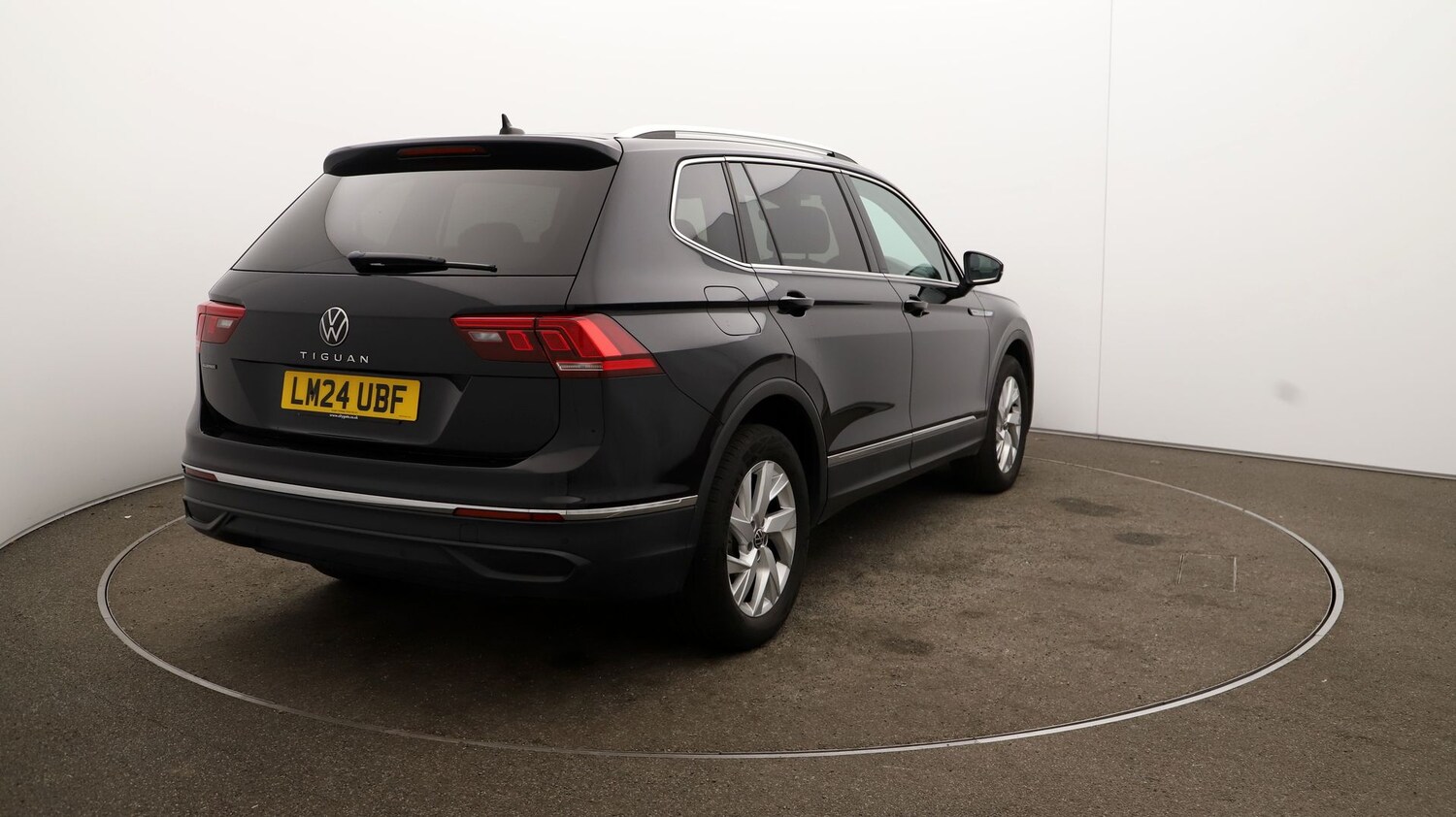 Used Volkswagen Tiguan Allspace for sale - 76810195: Photo 50