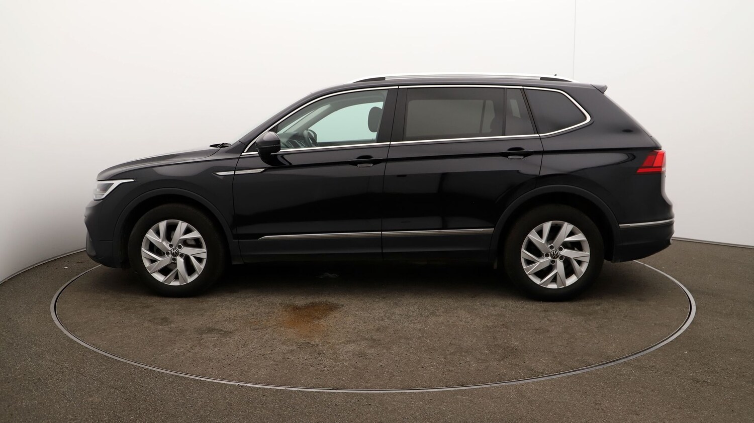 Used Volkswagen Tiguan Allspace for sale - 76810195: Photo 59