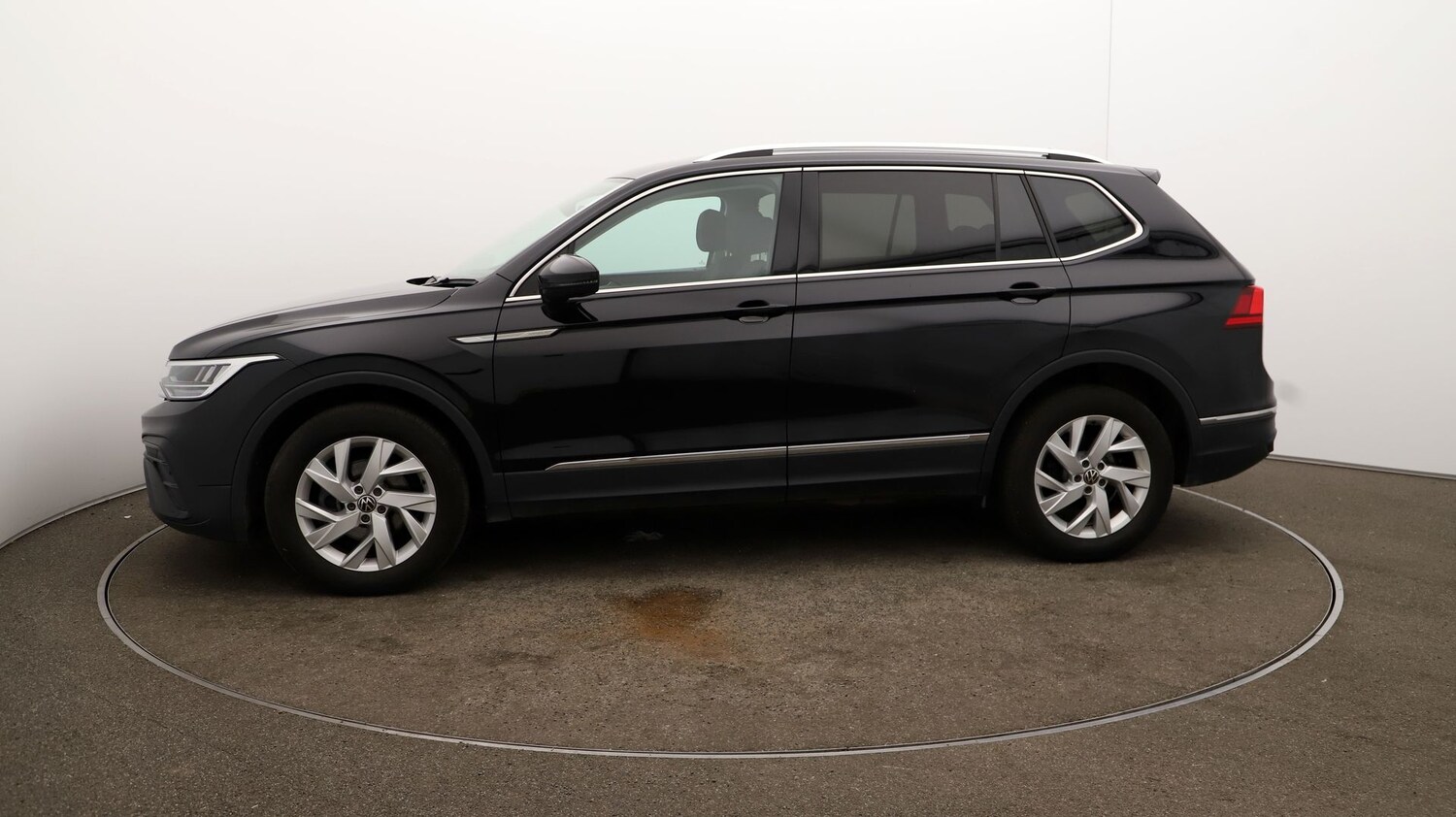Used Volkswagen Tiguan Allspace for sale - 76810195: Photo 60