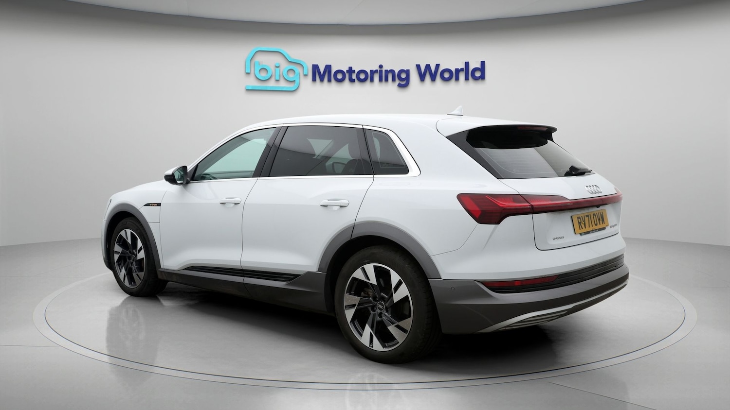 Used Audi e-tron 2021 for sale - 77618549: Photo 5