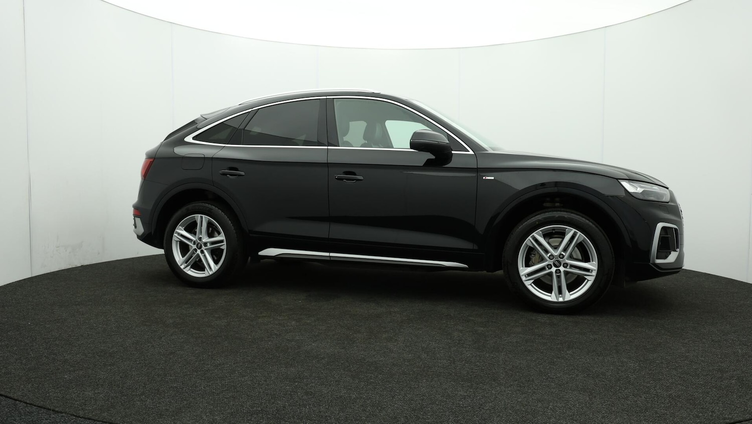 Used Audi Q5 2021 for sale - 76572749: Photo 45