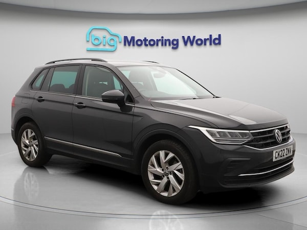 Used Volkswagen Tiguan 2022 for sale - 75601282: Photo 1