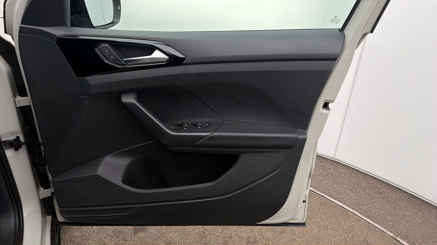 Used Volkswagen T-Cross 2023 for sale - 78011024: Photo 14