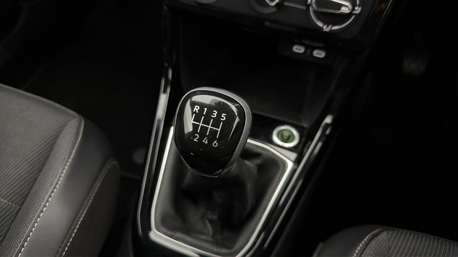 Used Volkswagen T-Cross 2023 for sale - 78011024: Photo 25