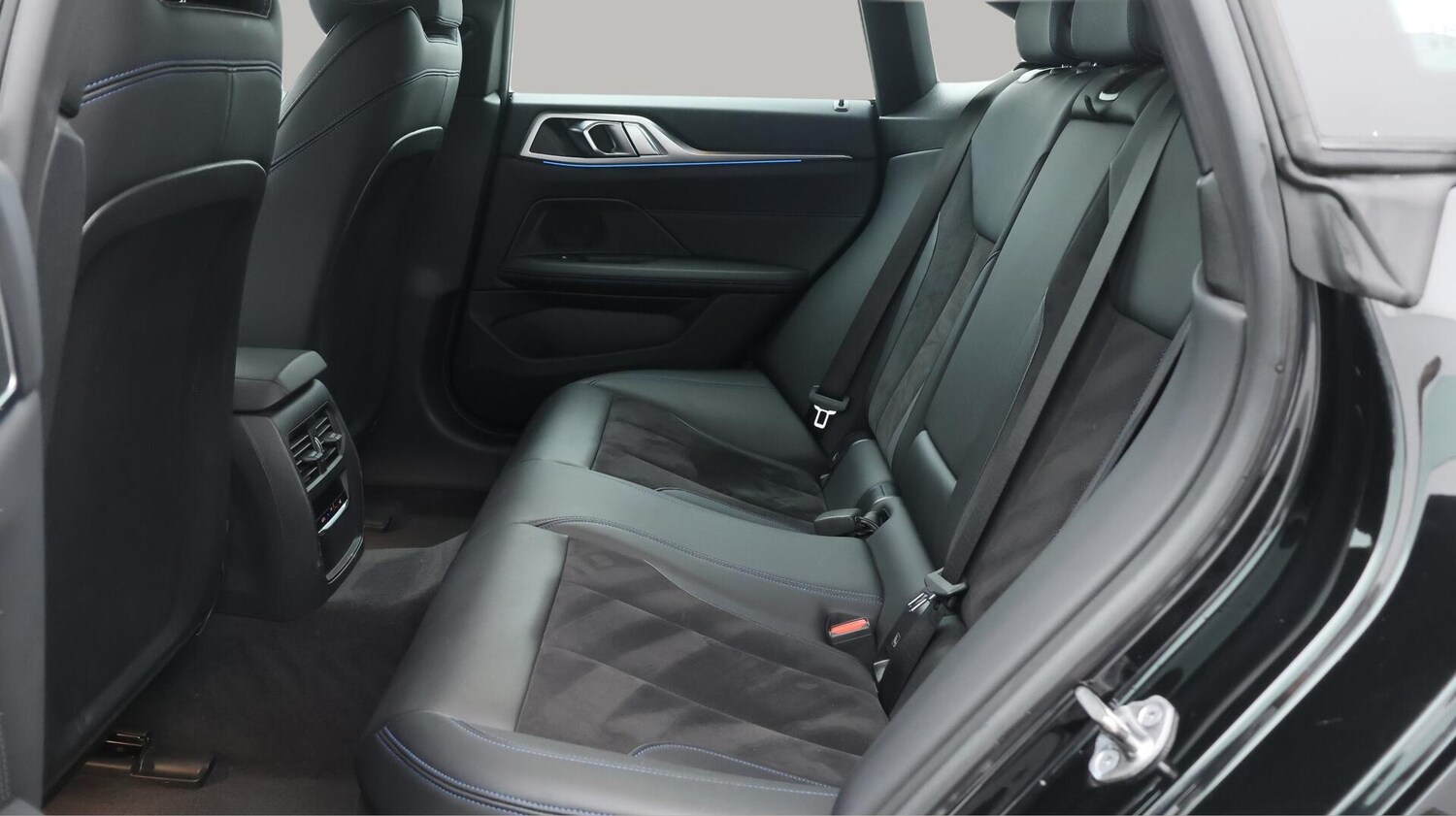 Used BMW i4 2022 for sale - 76612732: Photo 17