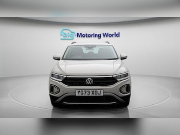 Used Volkswagen T-Roc 2023 for sale - 78433950: Photo