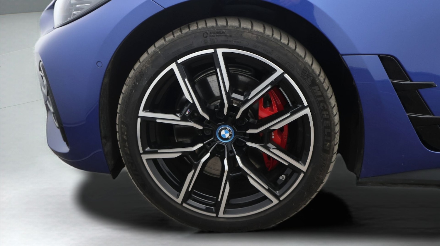 Used BMW i4 2023 for sale - 77213589: Photo 18