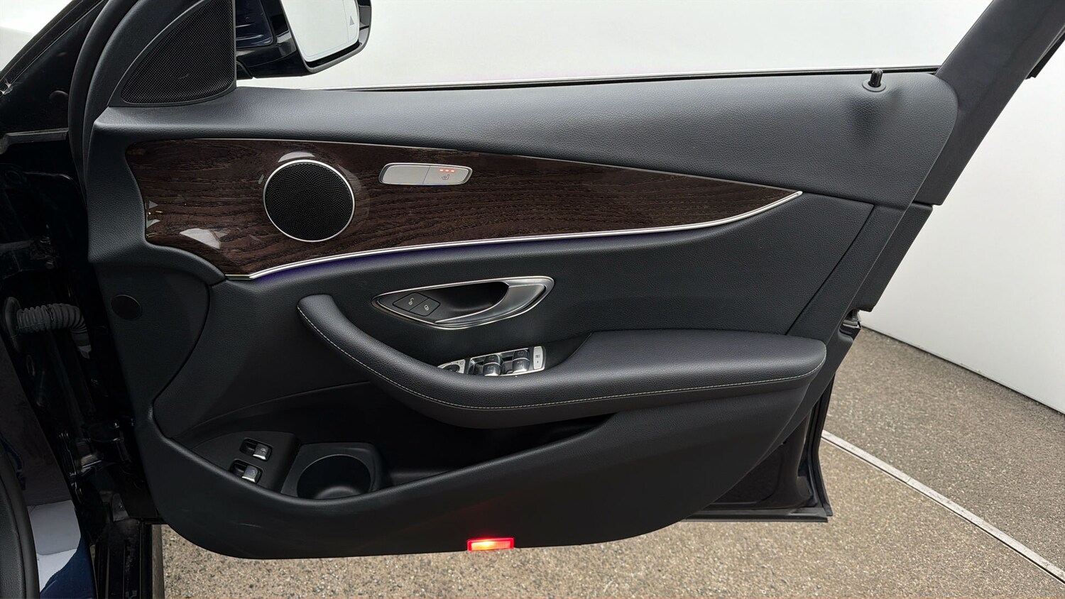 Used Mercedes-Benz E Class for sale - 78123828: Photo 14