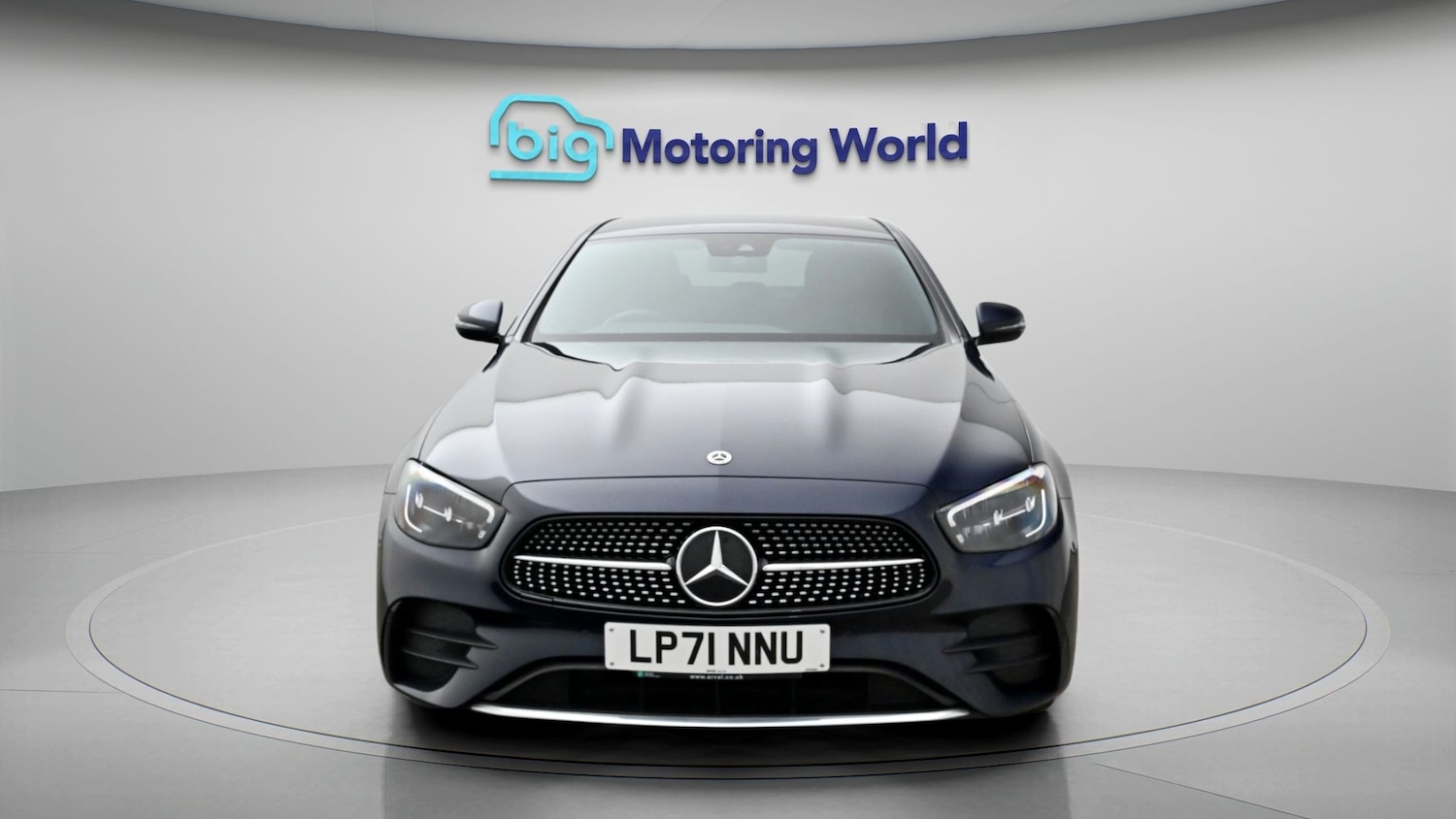 Used Mercedes-Benz E Class for sale - 78123828: Photo 2