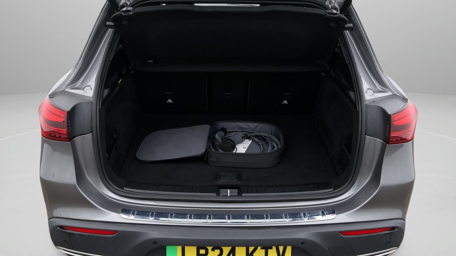 Used Mercedes-Benz EQA 2024 for sale - 77249145: Photo 17