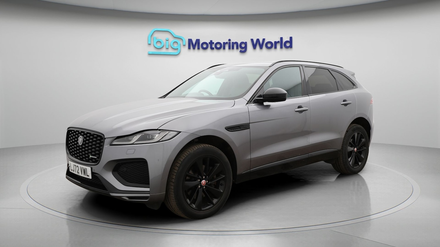 Used Jaguar F-Pace 2023 for sale - 77846582: Photo 3