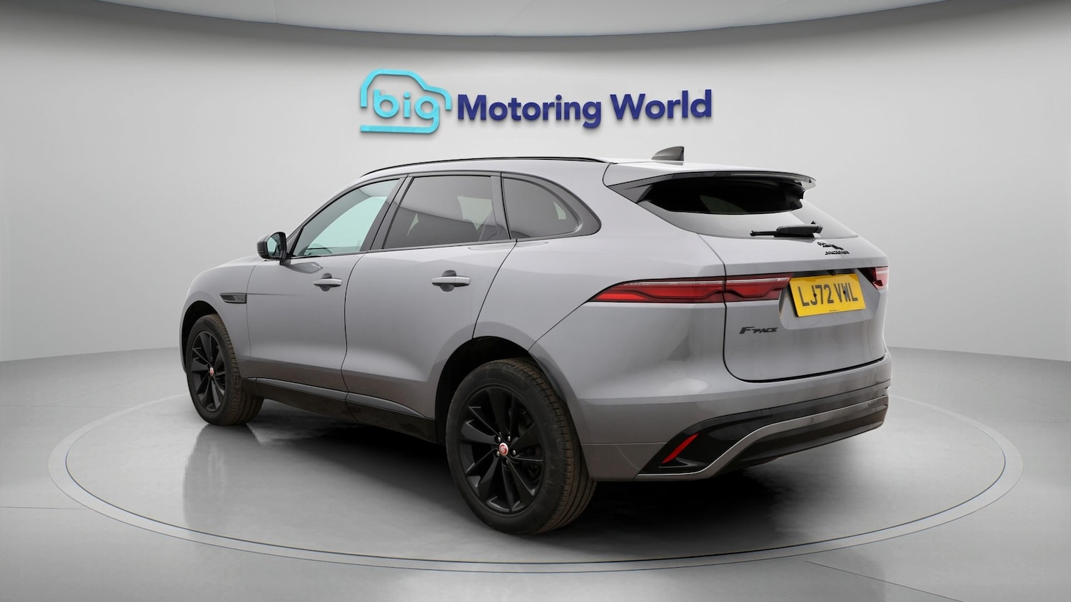 Used Jaguar F-Pace 2023 for sale - 77846582: Photo 5