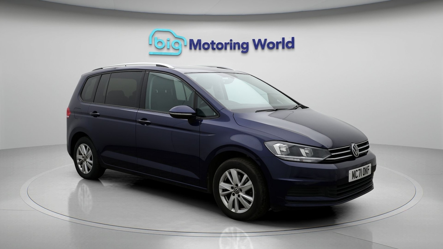 Used Volkswagen Touran 2021 for sale - 77392682: Photo 1