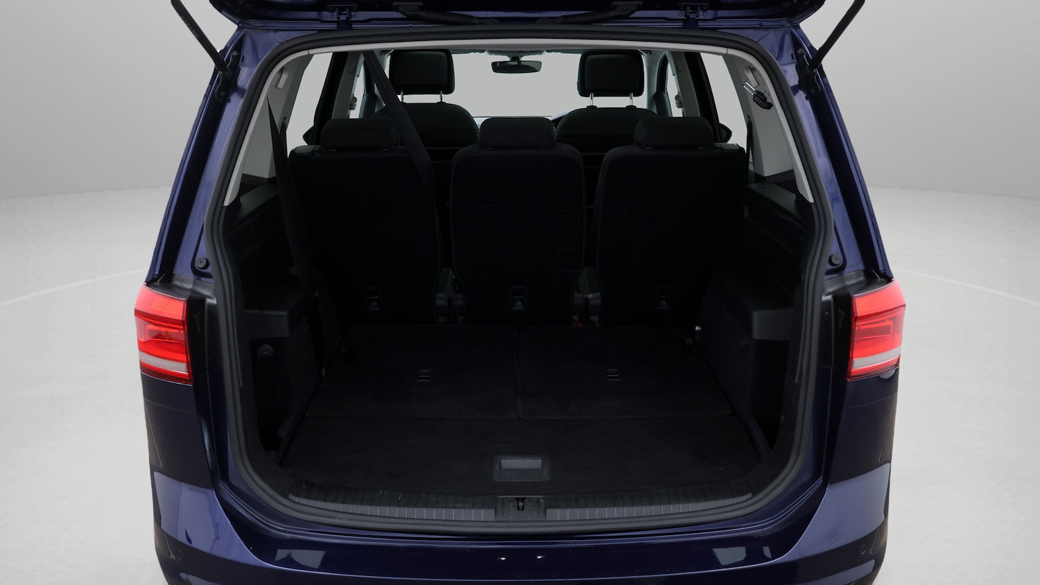 Used Volkswagen Touran 2021 for sale - 77392682: Photo 17