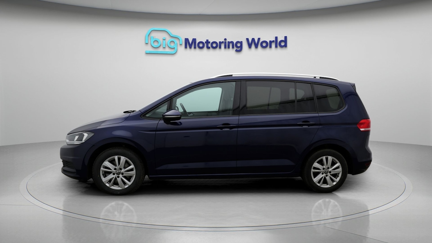 Used Volkswagen Touran 2021 for sale - 77392682: Photo 4