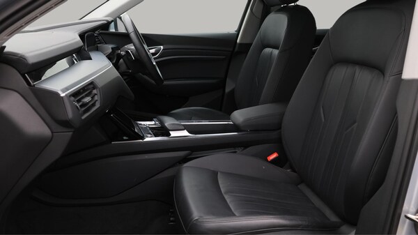 Used Audi e-tron 2021 for sale - 76295600: Photo 15