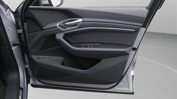Used Audi e-tron 2021 for sale - 76295600: Photo 16