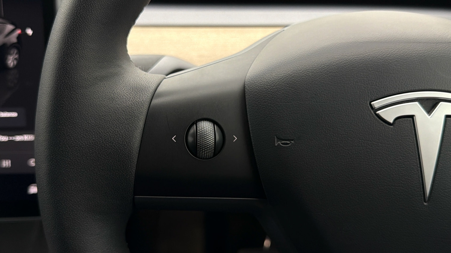 Used Tesla Model Y 2023 for sale - 77846623: Photo 21
