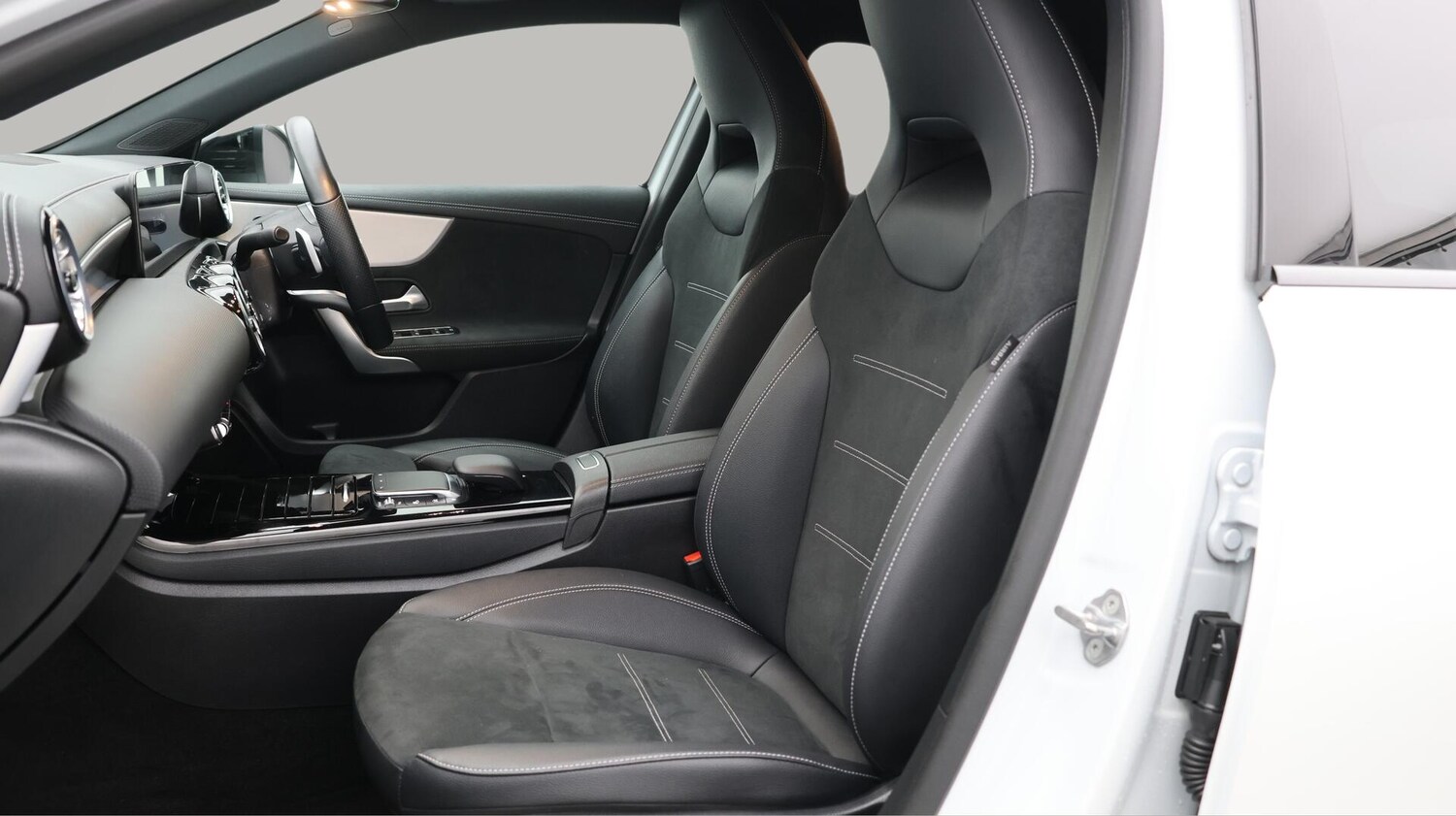 Used Mercedes-Benz A-Class 2022 for sale - 76538393: Photo 15