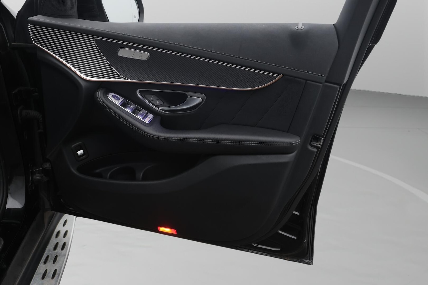 Used Mercedes-Benz EQC 2021 for sale - 76742923: Photo 16