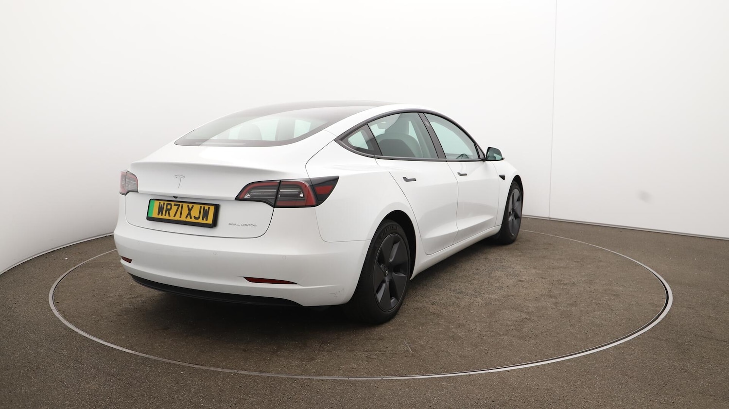 Used Tesla Model 3 2021 for sale - 76135895: Photo 57