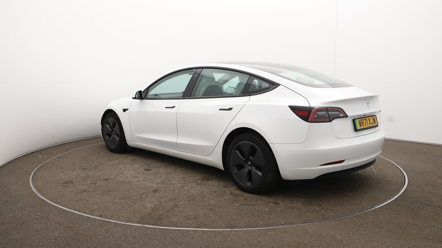 Used Tesla Model 3 2021 for sale - 76135895: Photo 65