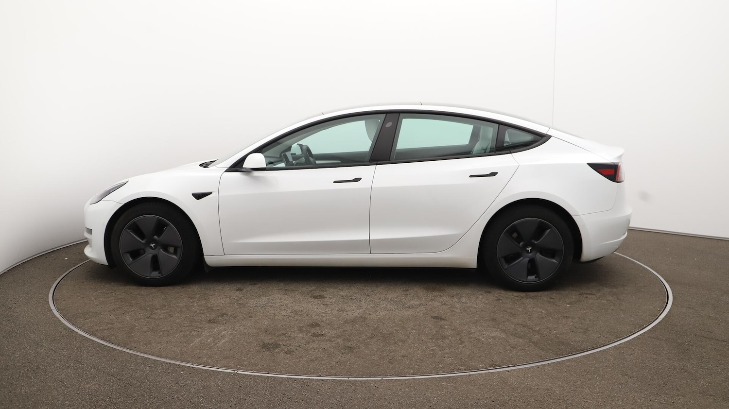 Used Tesla Model 3 2021 for sale - 76135895: Photo 66