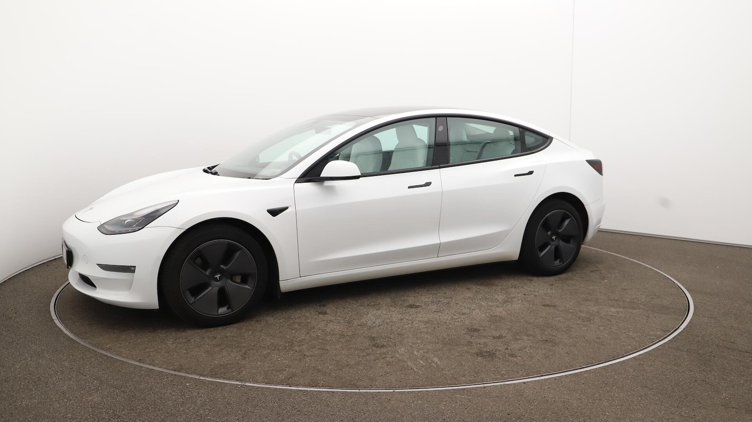 Used Tesla Model 3 2021 for sale - 76135895: Photo 69