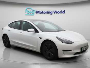 2022 (72) - Saloon 4dr Electric Auto RWD (241 bhp)