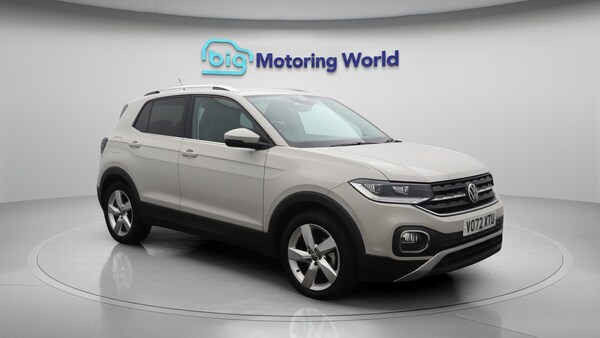 Used Volkswagen T-Cross 2022 for sale - 76012239: Photo 2