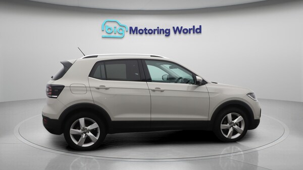 Used Volkswagen T-Cross 2022 for sale - 76012239: Photo 9
