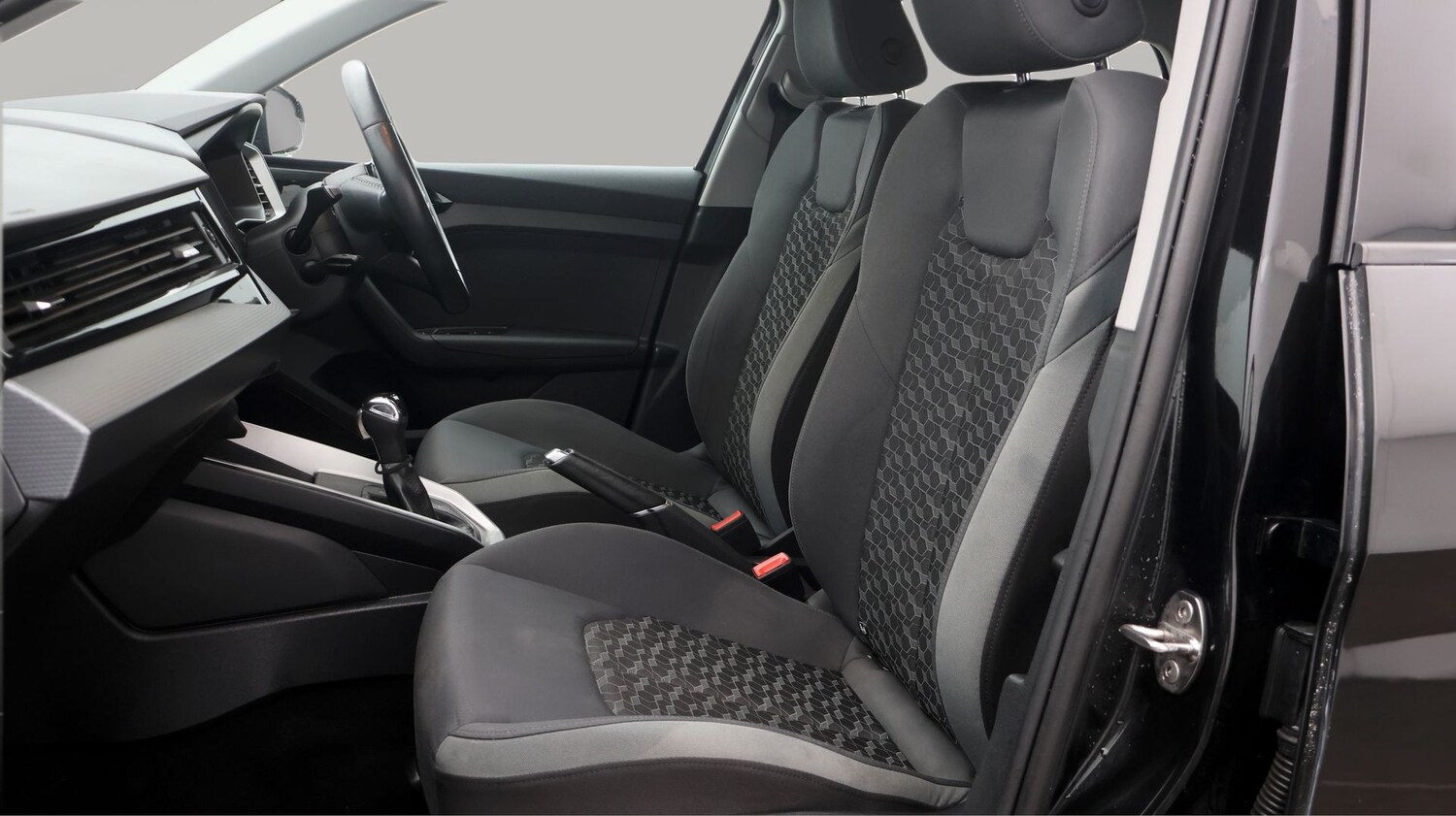 Used Audi A1 2020 for sale - 77298482: Photo 14