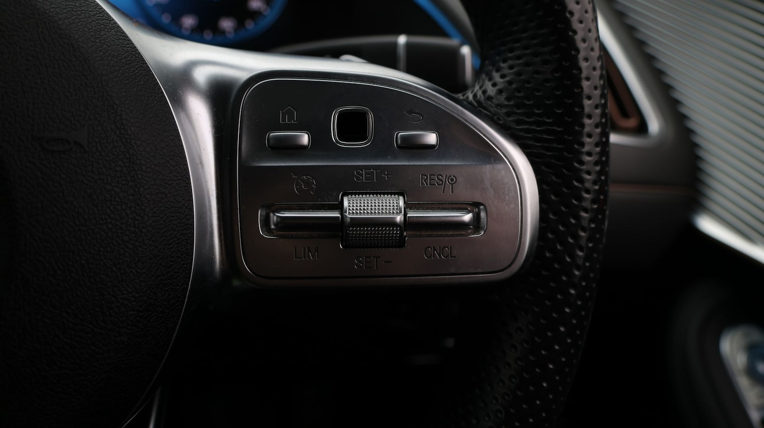 Used Mercedes-Benz EQC 2022 for sale - 77276816: Photo 28