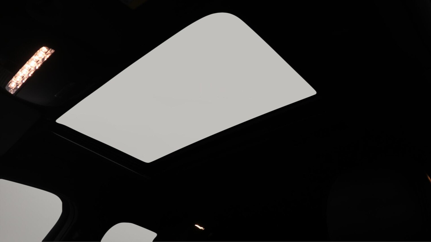 Used Mercedes-Benz EQC 2020 for sale - 76432438: Photo 31