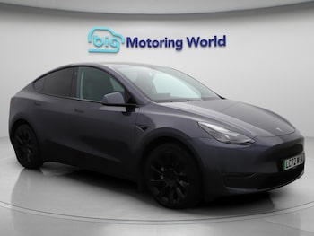 Tesla - Model Y