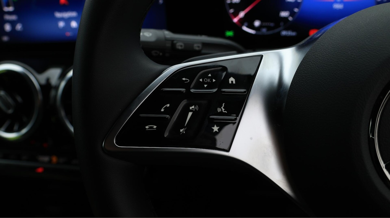 Used Mercedes-Benz GLA 2025 for sale - 76512091: Photo 39