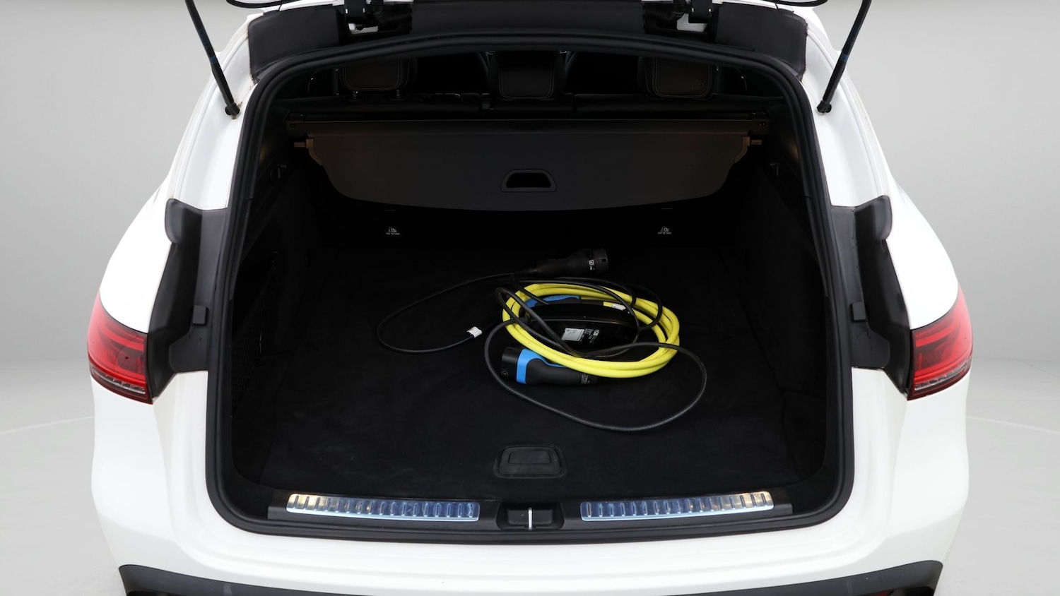 Used Mercedes-Benz EQC 2022 for sale - 77492309: Photo 17