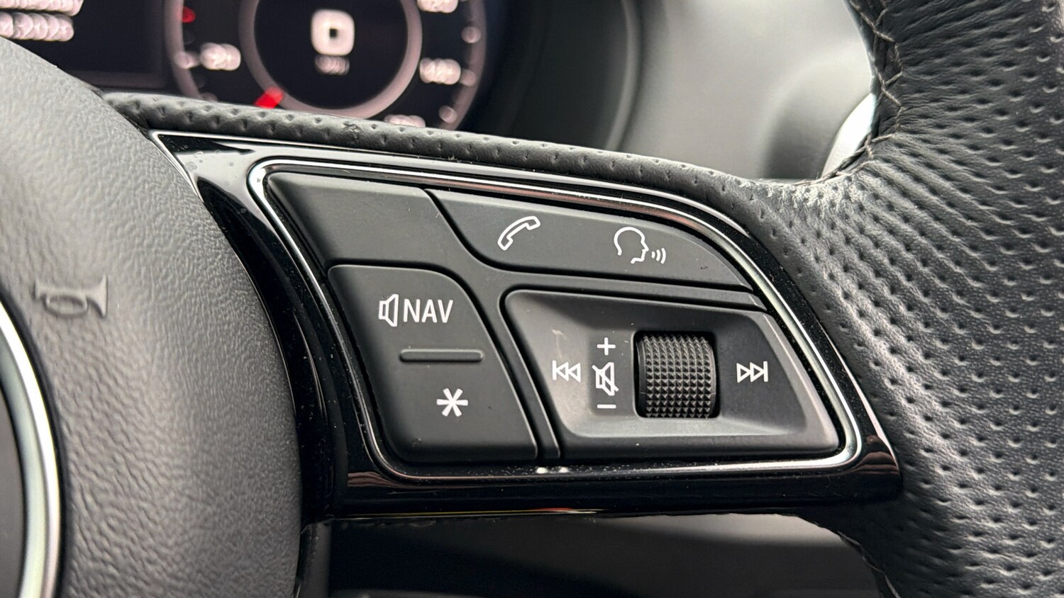 Used Audi Q2 for sale - 78106542: Photo 23