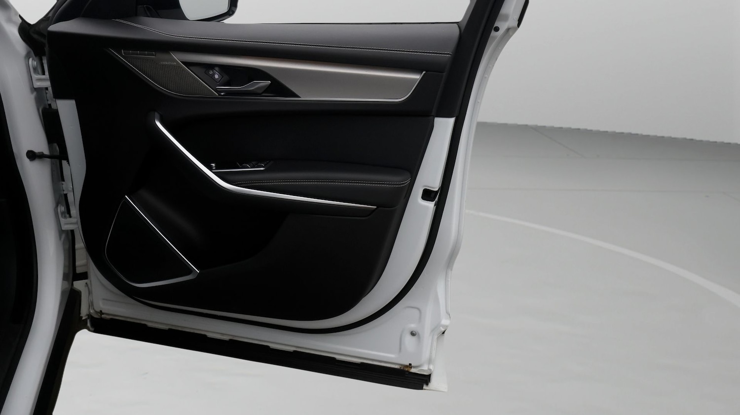 Used Jaguar F-Pace 2021 for sale - 77581908: Photo 15