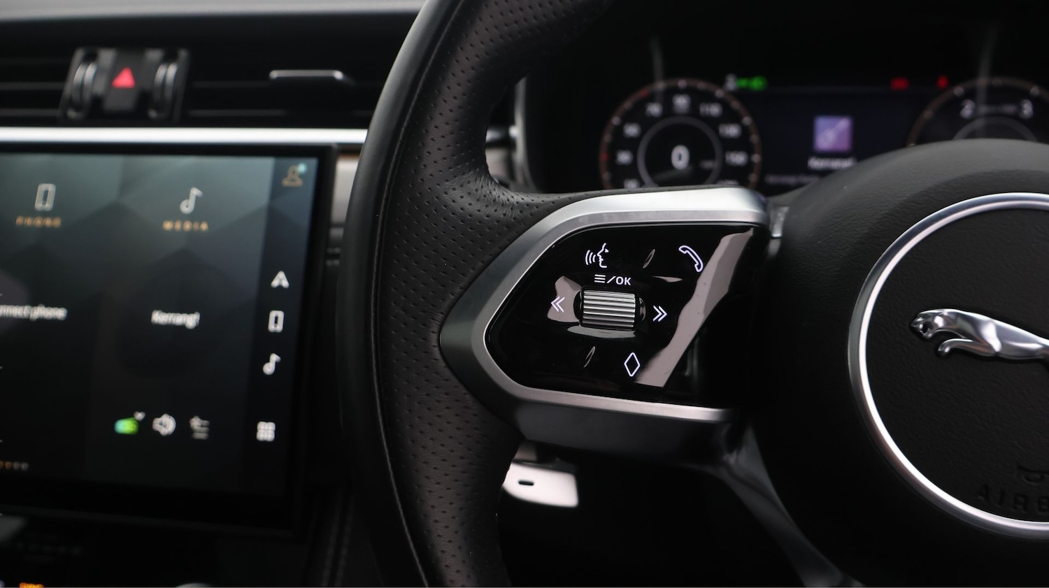 Used Jaguar F-Pace 2021 for sale - 77581908: Photo 23