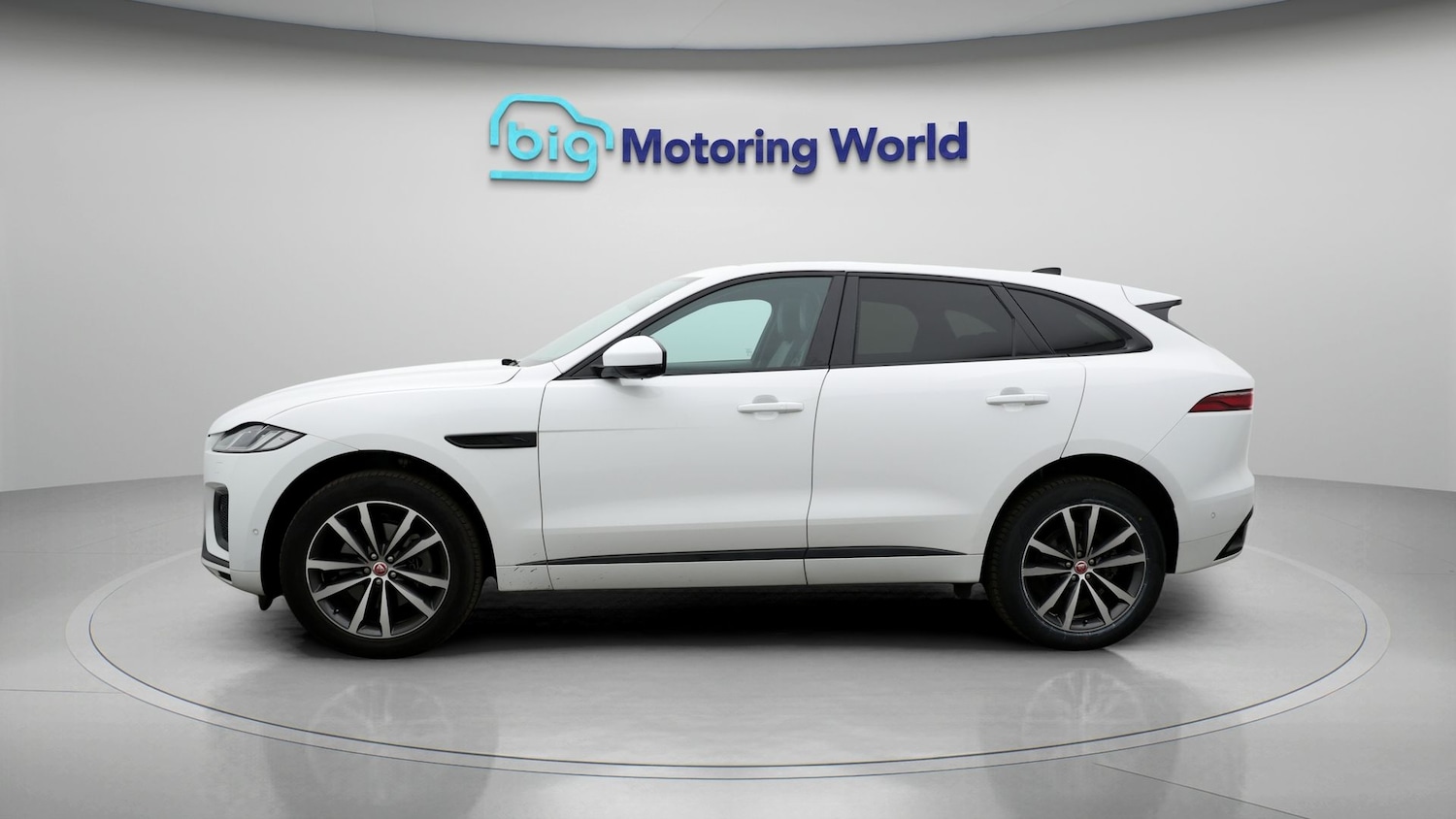 Used Jaguar F-Pace 2021 for sale - 77581908: Photo 4